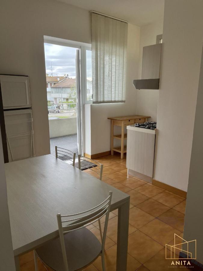 Appartement 12, Bilo Leonardo à Lido Adriano Extérieur photo